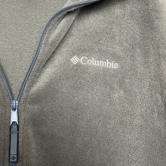 Columbia Fleece Full-zip Vest - Picture 2 of 8